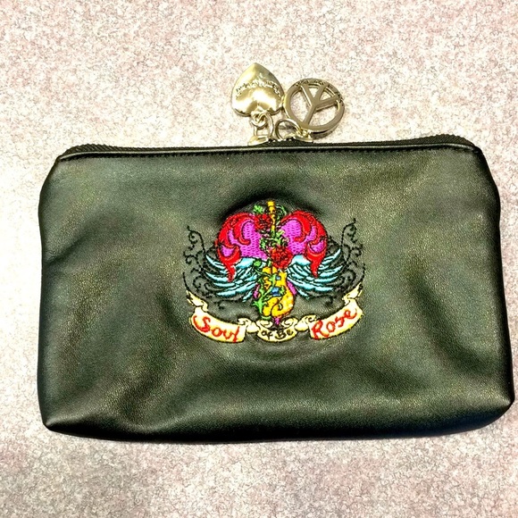 Soul of the Rose Handbags - Cute Soul of the Rose NWOT Zipper pouch
